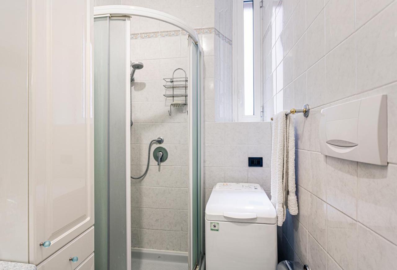 Your Cozy Home In Milan - Via Rovereto Екстериор снимка